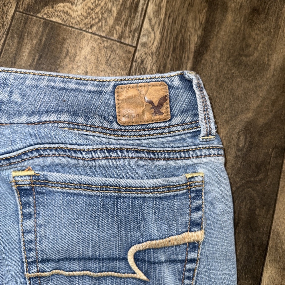 American Eagle Kick Boot Super Stretch Light Wash Denim Jeans Women's Size 8-Reg - Picture 7 of 9